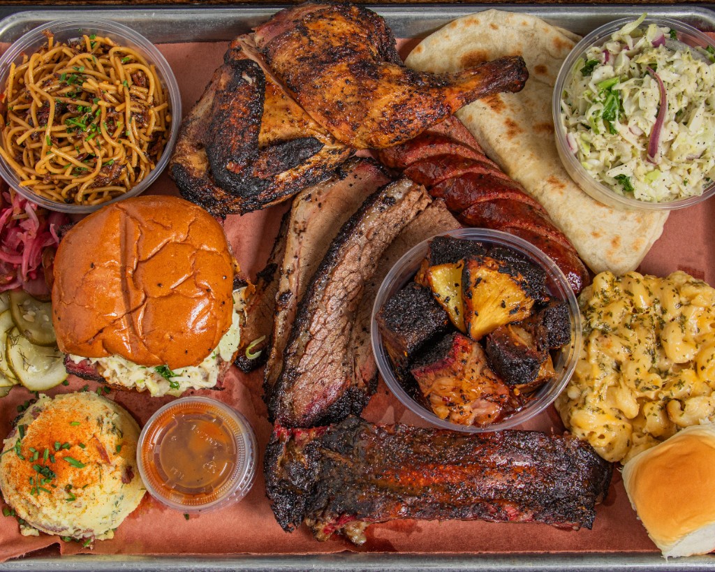 Pickup, Trays, or Catering: Which Gee's BBQ Order Fits Your Event?